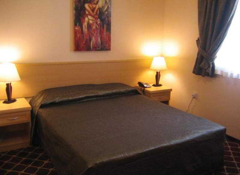 Life Hotel Kyrenia  Extérieur photo